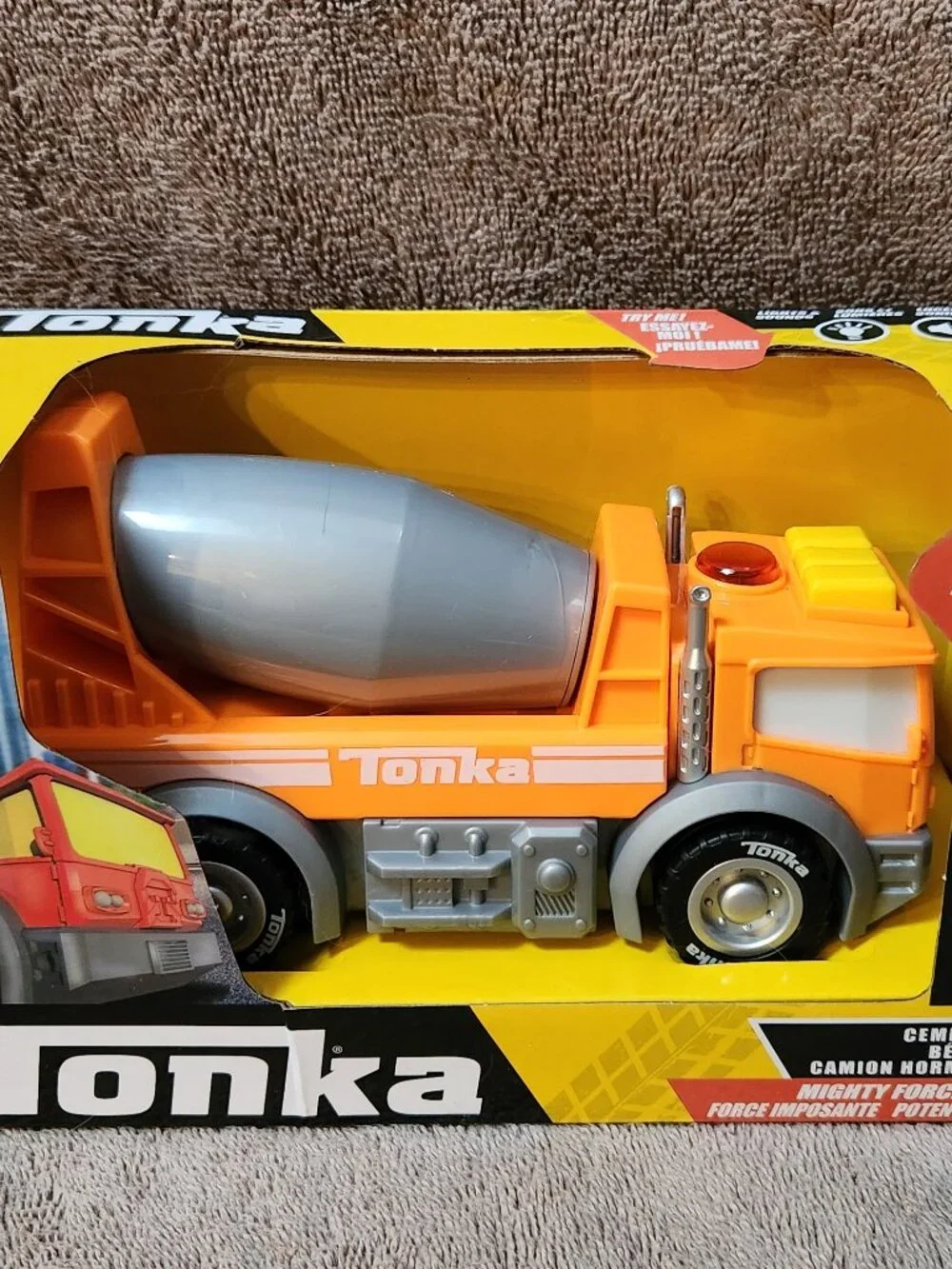 TONKA Mighty Force - Cement Mixer - Lights and Sounds - NEW NIB